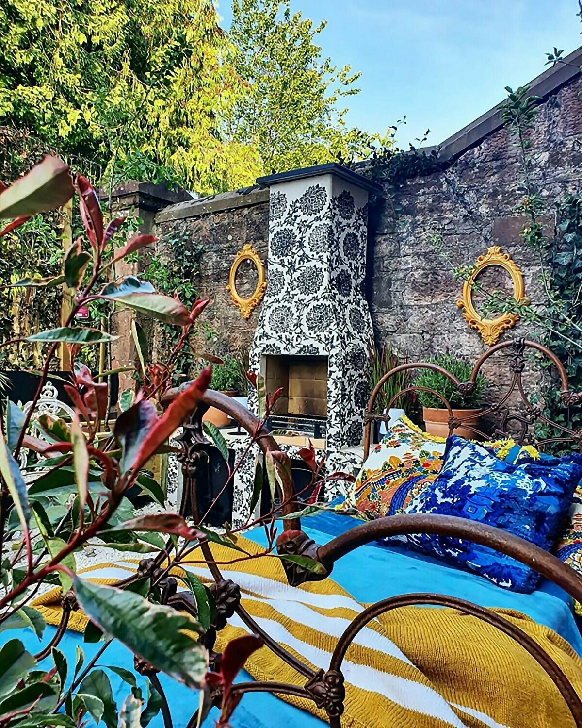 Schiedel 500 (Small) Outdoor Fireplace