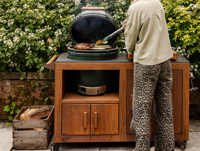 Big Green Egg Corten Steel Kitchen