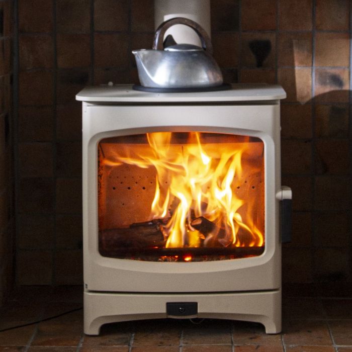 Charnwood Aire 700