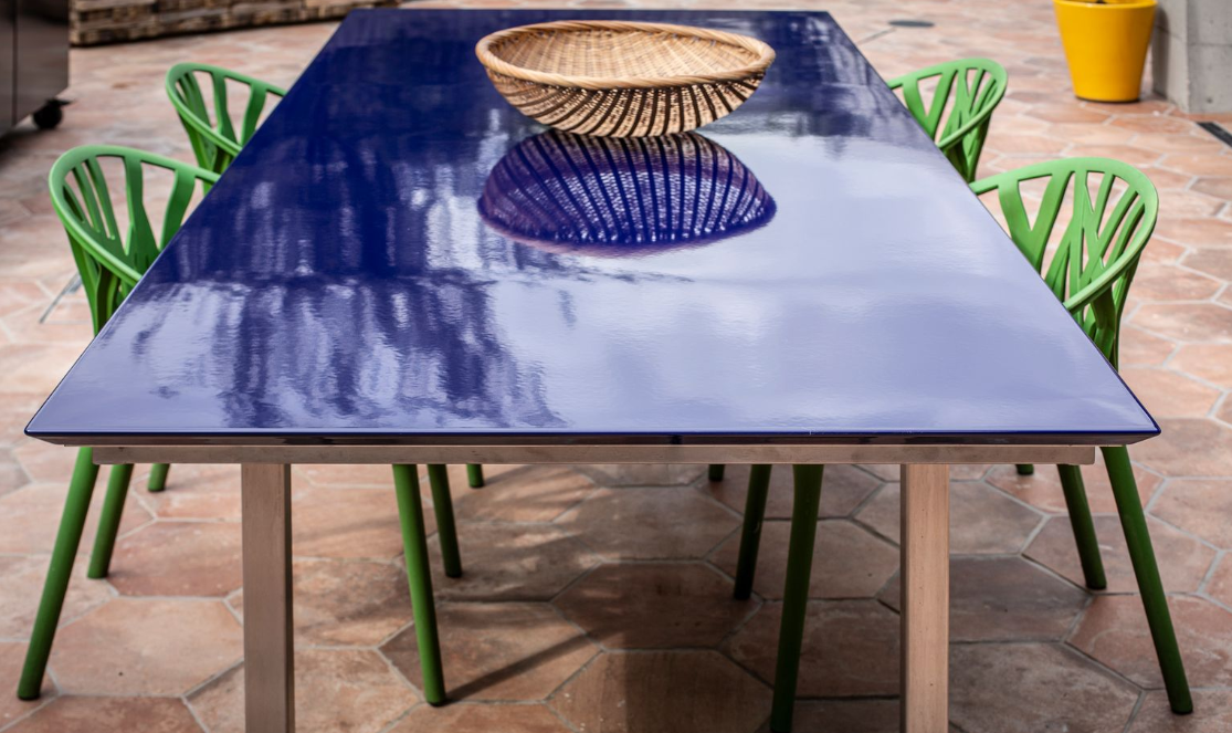 Vlaze Adapt Dining Table
