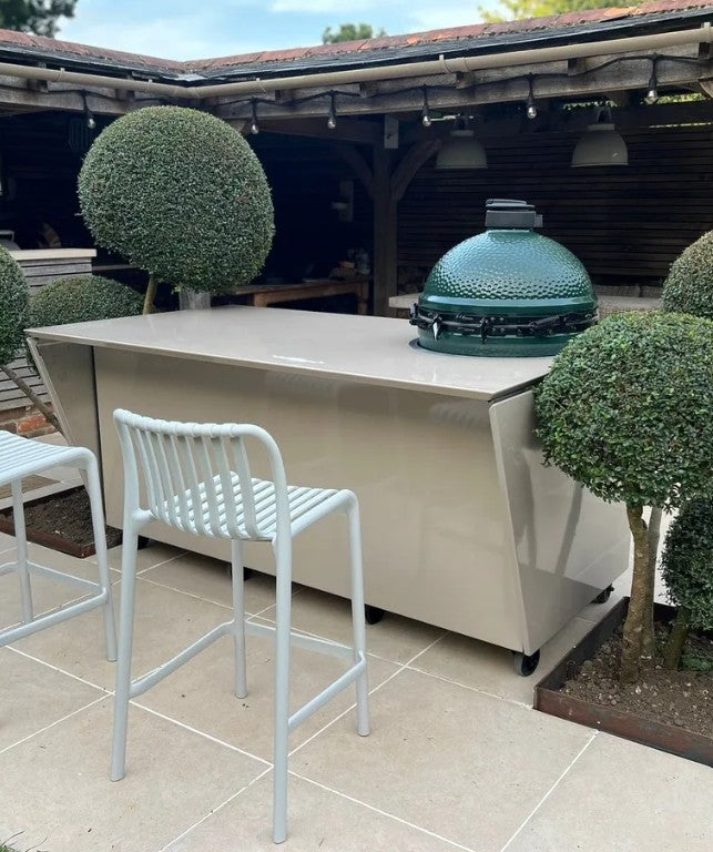 Vlaze Adapt Dining Table